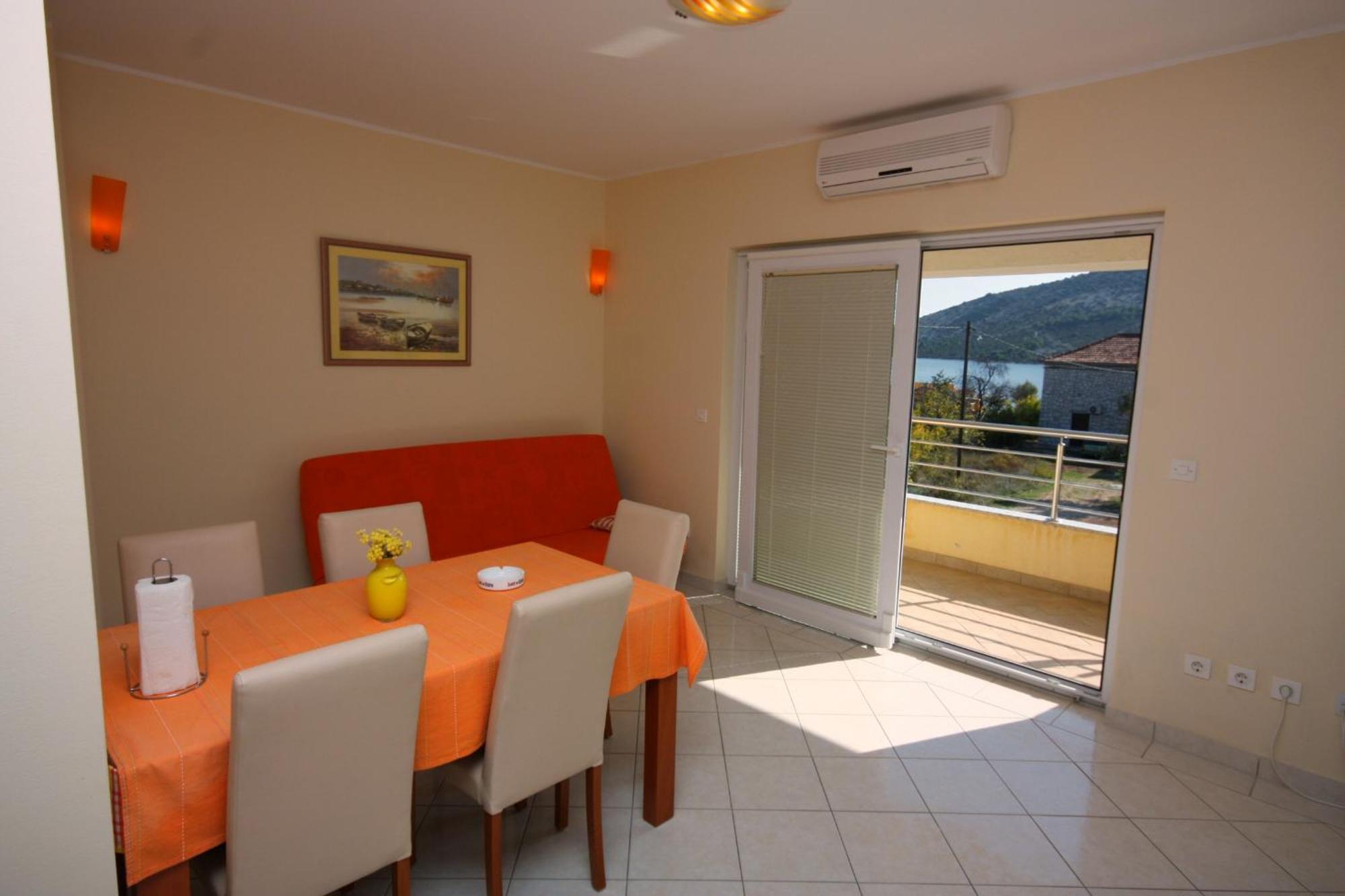 Apartments By The Sea Vinisce, Trogir - 5229 Szoba fotó